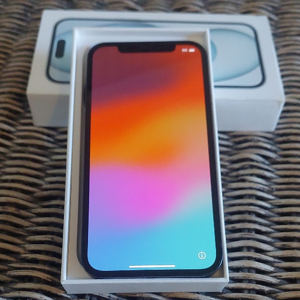 Apple iPhone 12